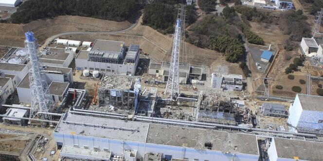 Photo aérienne de la centrale de Fukushima Dai-Ichi, le 24 mars 2011.