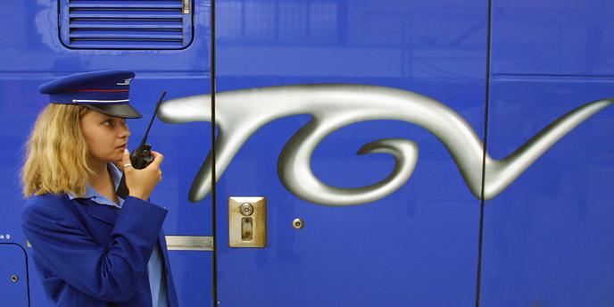 La Sncf Teste Le Controle A La Porte De La Voiture Sur Le Tgv Paris Rennes