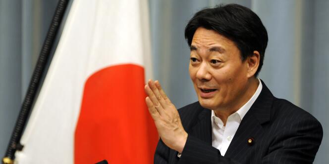 Le ministre de l'économie japonais, Banri Kaieda, pendant une conférence de presse à Tokyo, le 19 juillet.