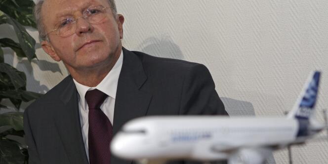 Le dernier rapport du BEA, dirigé par Jean-Paul Troadec, est accusé de favoriser Airbus au détriment d'Air France.