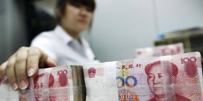 Vendredi 28 février, il fallait 6,18 yuans pour 1 dollar, la monnaie chinoise réalisant au passage sa plus forte chute quotidienne depuis 1994.