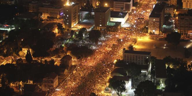 A Tel-Aviv, environ 200 000 personnes ont participé à la manifestation, samedi.