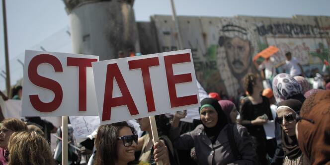 Manifestation près de Ramallah pour supporter la demande d'adhésion d'un Etat palestinien à l'ONU.