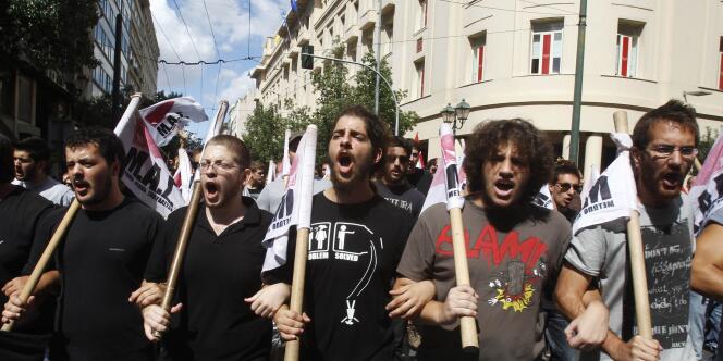 Des étudiants ont manifesté à Athènes, le 22 septembre.