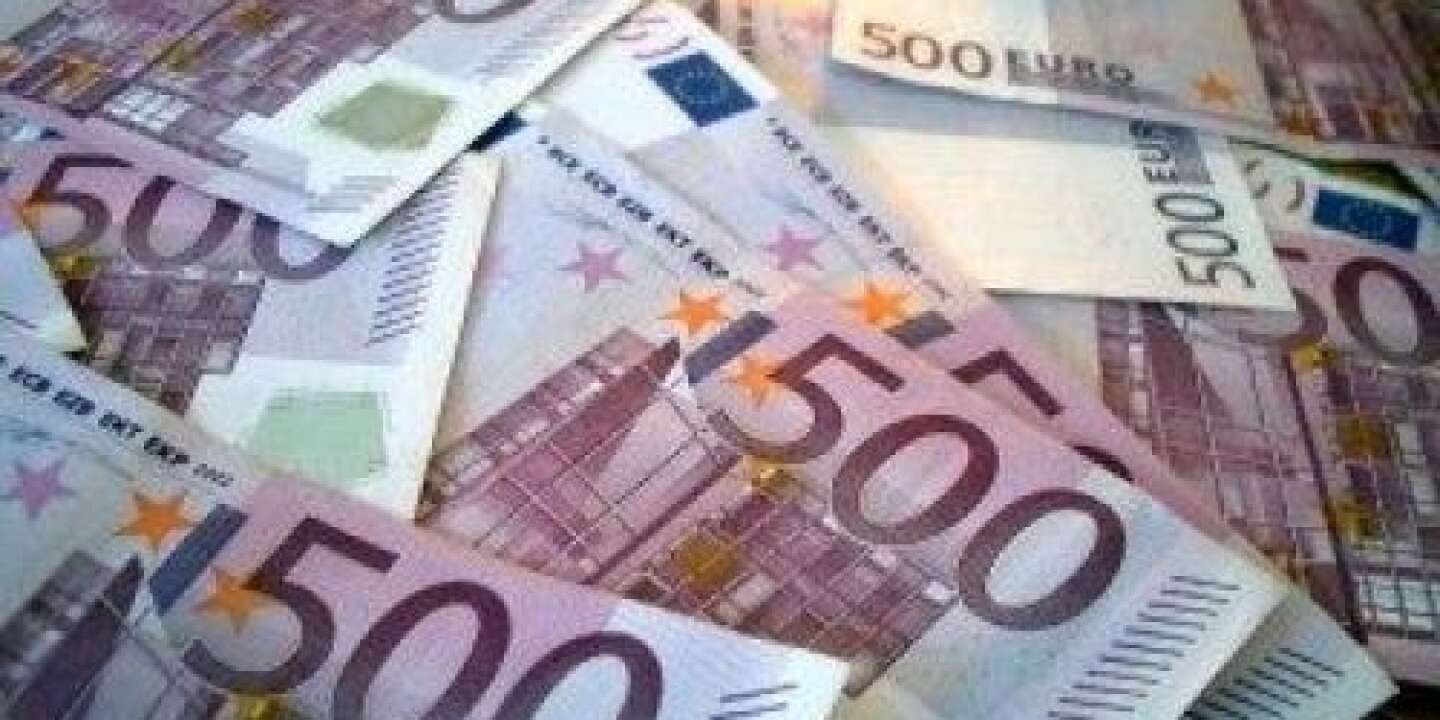 La BCE s'en tient au papier pour les billets en euro