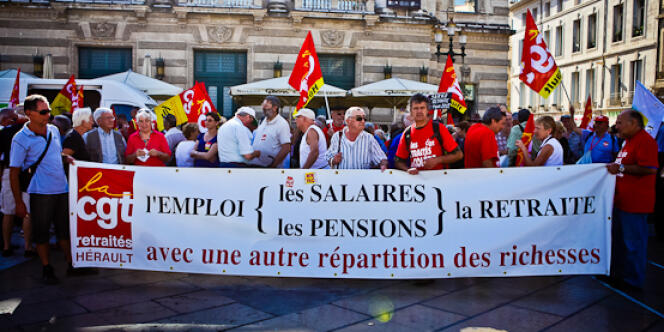 Des retraités manifestent pour l’accroissement de leur pouvoir d'achat, à Montpellier.