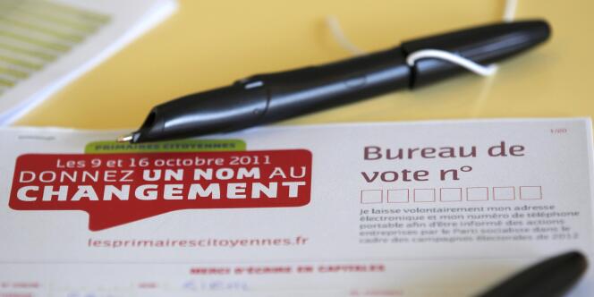 Chaque bureau de vote était équipé d'un stylo comme celui-ci, censé numériser et transmettre les caractères au moment où ceux-ci sont couchés sur le papier.