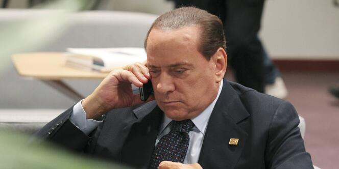 Silvio Berlusconi est attendu, mercredi 26 octobre, avec des mesures concrètes, propres à relancer la croissance et à réduire la dette – ici, le 23 octobre au sommet de Bruxelles.