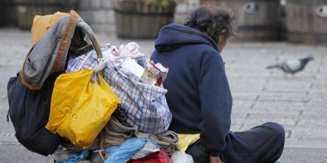 24 % des sans-domicile francophones travaillent, mais le plus souvent occupent des emplois « très précaires », relève l'Insee dans une étude publiée mardi.
