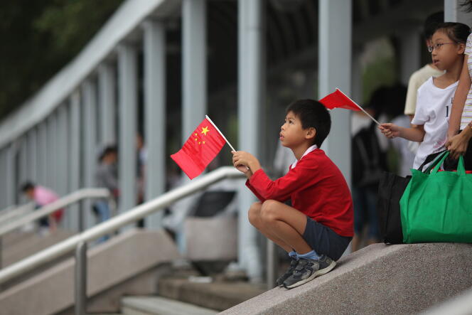 Un enfant à Hongkong le 1er octobre 2011, lors de la fête nationale chinoise.