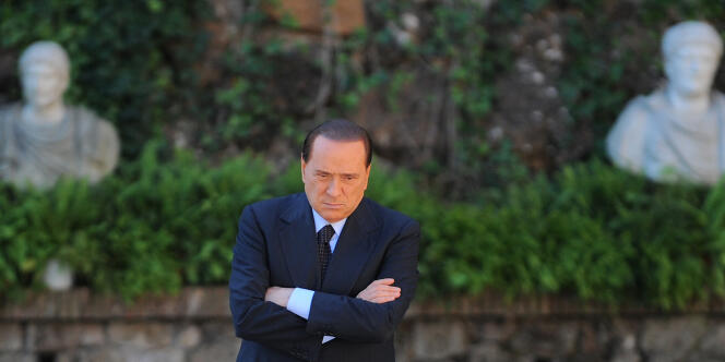 Silvio Berlusconi a officiellement démissionné, samedi 12 novembre.
