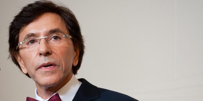 Belgique Le Roi A Nomme Elio Di Rupo Premier Ministre