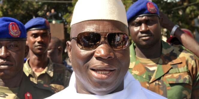Le président gambien, Yahya Jammeh, a été réélu lors de l'élection présidentielle à tour unique du 24 novembre 2011 avec 72 % des voix.