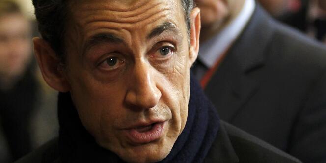 Pour M. Sarkozy Invité sur France 2 mardi 24 avril, la proposition du candidat Hollande sur le vote des étrangers représente 