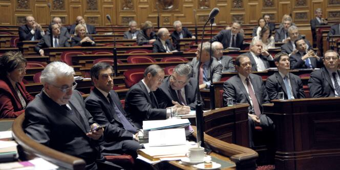 François Fillon, Claude Guéant et Michel Mercier, le 8 décembre 2011, au Sénat.
