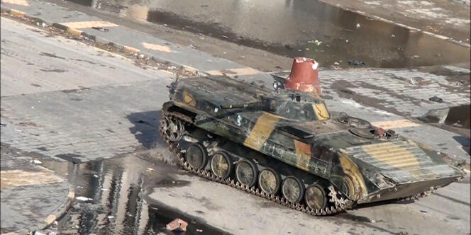 Une vidéo montre des chars se déplaçant dans la ville de Homs, le 26 décembre.