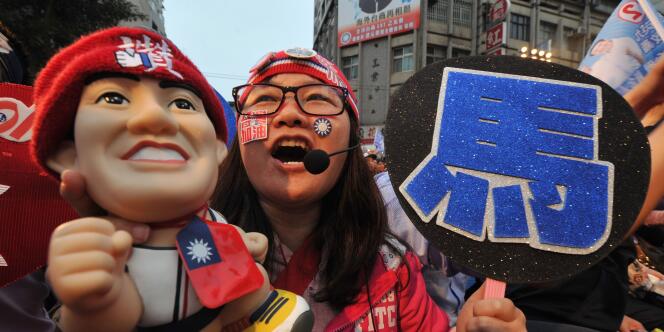 Les Taïwanais votent lors d'une élection présidentielles serrée samedi 14 janvier. 