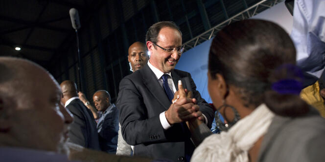 François Hollande, lors de son déplacement en Guadeloupe, le 14 janvier 2012.