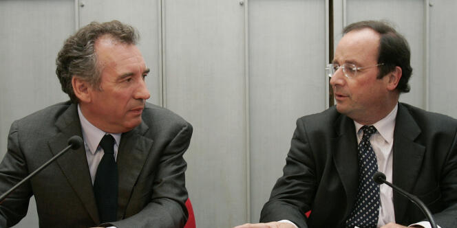 François Bayrou et François Hollande, le 26 septembre 2007, à Paris. 
