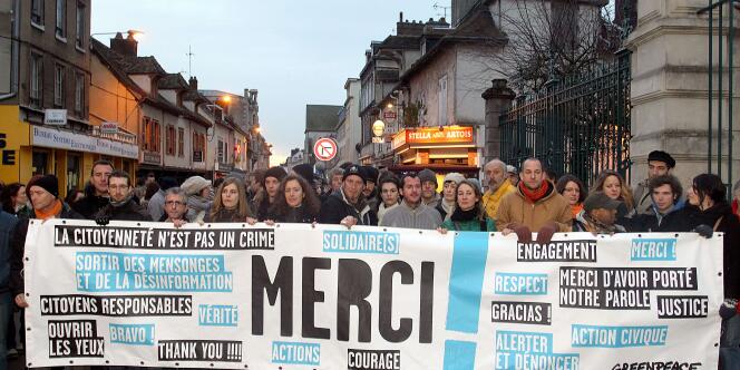 Manifestation de soutien aux militants de Greenpeace, le 20 janvier, à Troyes.