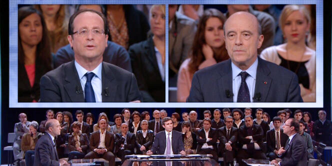 François Hollande et Alain Juppé sur France 2, le 26 février 2012. 