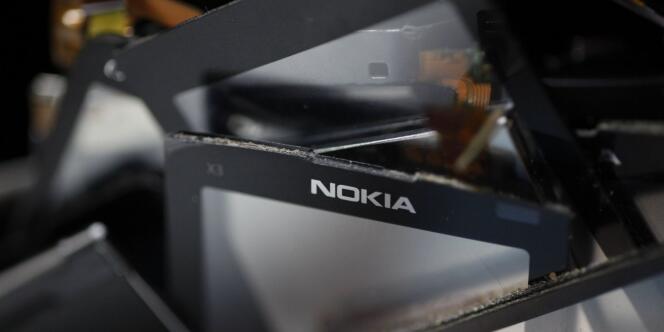 Avec l'annonce, mardi 3 septembre, du rachat du fabricant de téléphones mobiles Nokia parl'américain Microsoft, la Finlande perd une partie de son identité.