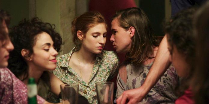 Une Bouteille A La Mer Les Bons Sentiments Sont Solubles Dans L