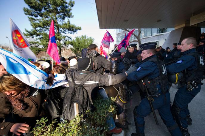 300 Agents De L Inspection Du Travail Manifestent A Paris