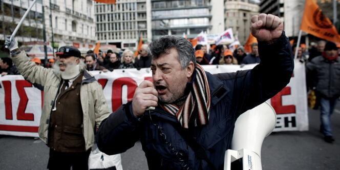 Les principaux syndicats grecs ont appelé jeudi 9 février à une grève générale de plusieurs jours pour protester contre les mesures d'austérité.
