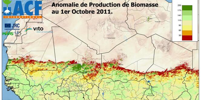 Carte de suivi par images satellitaires du couvert végétal au Sahel, mise au point par Action contre la faim. En rouge, les zones particulièrement vulnérables.