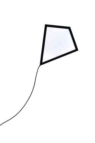 Un lampadaire façon cerf-volant : Up&Away, de Outofstock pour Saasz, technologie LED in Glass.