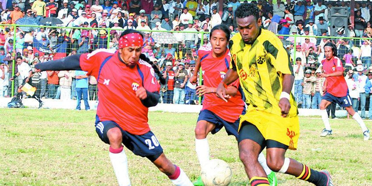 Images de Jouer Au Football Americain - Téléchargement gratuit sur eepik Images de Jouer Au Football Americain - Téléchargement gratuit sur eepik