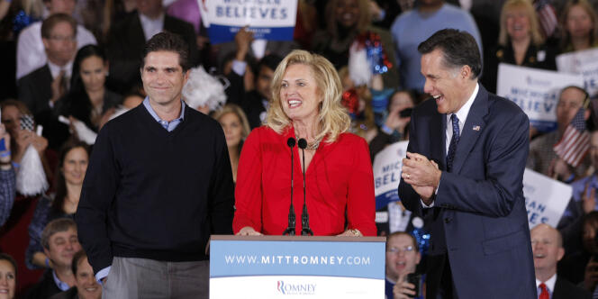 Ann Romney intervient, fin février, le soir de la victoire de son mari dans les primaires du Michigan et de l'Arizona.