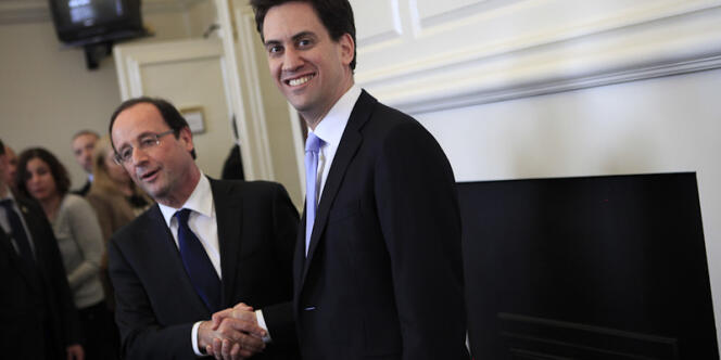 François Hollande et Ed Miliband, chef du parti travailliste, à Londres, le 29 février 2012.
