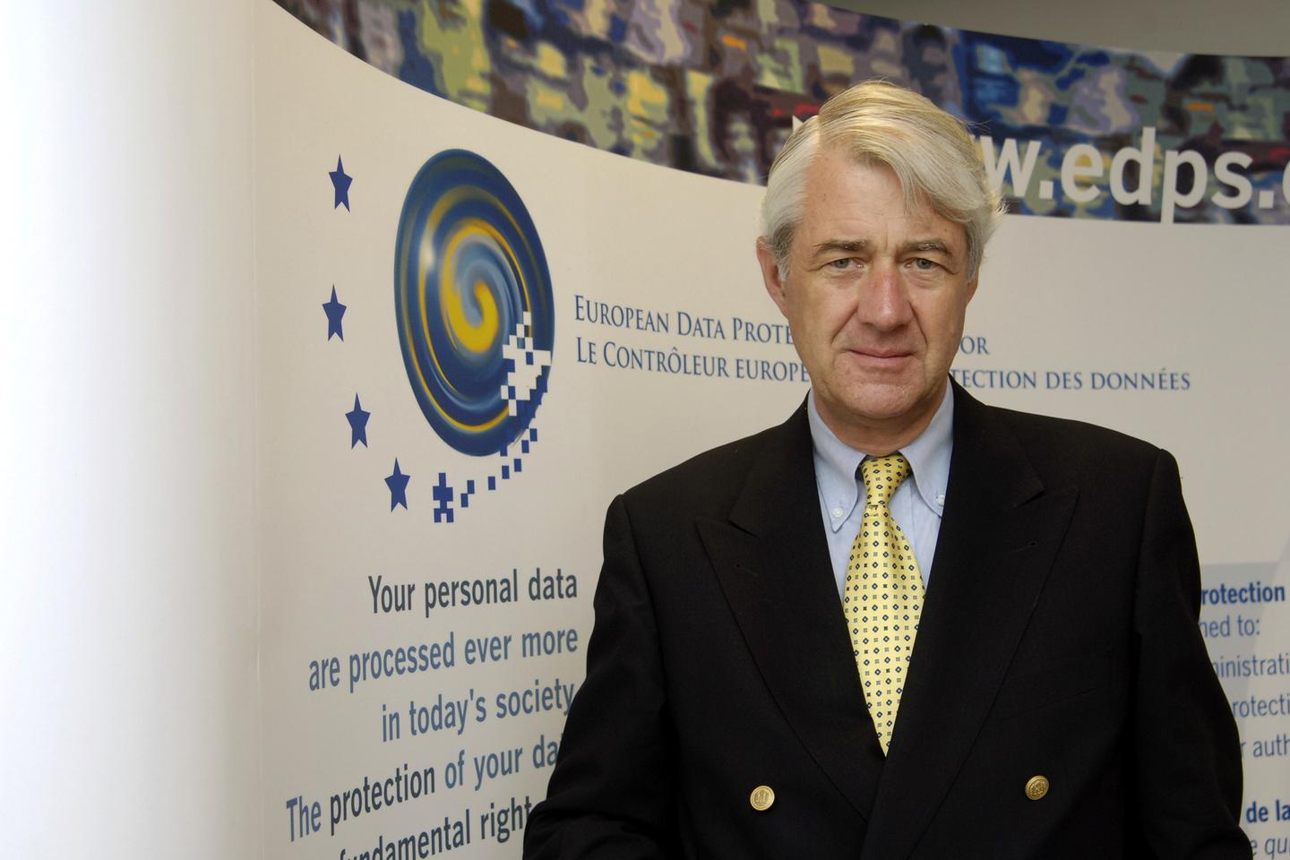 Protection des données le contrôleur européen critique la proposition