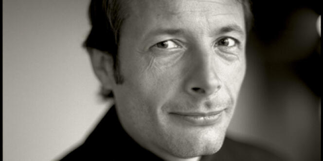 Jean-Xavier de Lestrade est documentariste et président de la SCAM.