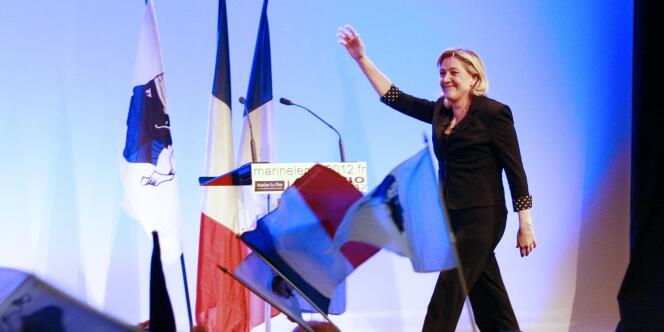 Marine Le Pen, lors de son meeting à Ajaccio le 17 mars.