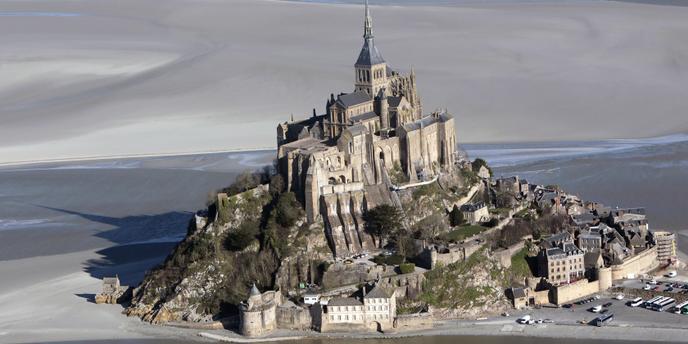 L Unesco Trouve Les Eoliennes Proches Du Mont Saint Michel Prejudiciables
