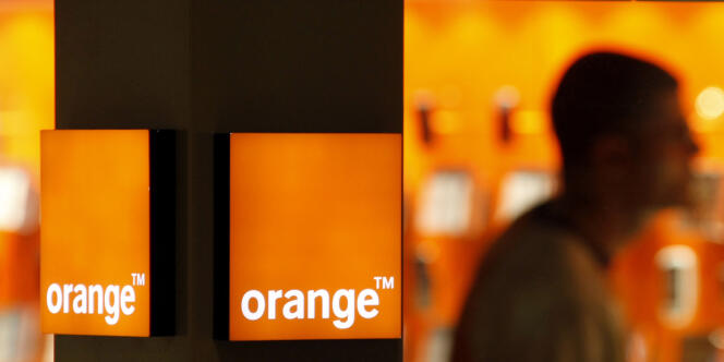 Sur l'année 2011, France Telecoms-Orange affiche un chiffre d'affaires consolidé de 45,277 milliards d'euros en stagnation par rapport à 2010 et en rapport avec les attentes des analystes.