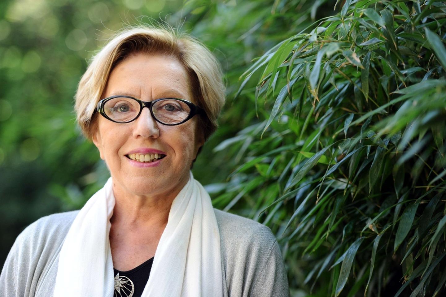 L'écrivain Danièle Sallenave est reçue sous la Coupole, à l'Académie ...