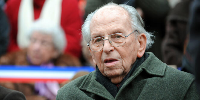 Raymond Aubrac, l'un des derniers cadres de la Résistance, est mort à l'âge de 97 ans.