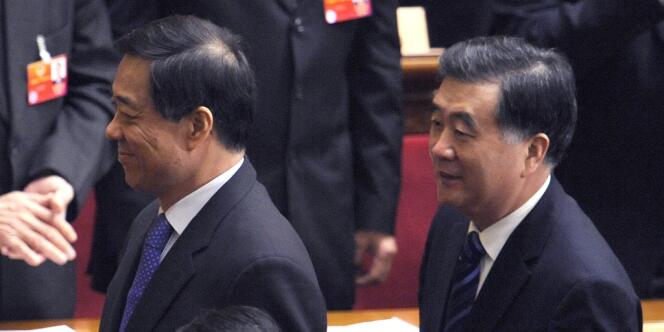 Bo Xilai (à gauche) et Wang Yang à Pékin, le 13 mars.