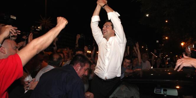 A Athènes, le 6 mai au soir, Alexis Stipras, le chef de coalition de la gauche radicale, dont le parti, Syriza, est devenu la deuxième force politique après les élections législatives grecques.
