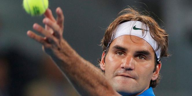 Tennis Federer passe de justesse a Madrid Simon facile