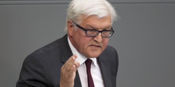 Le SPD, a déclaré son président Frank-Walter Steinmeier au Bundestag, décidera de soutenir ou non le projet de loi en fonction des mesures relatives à la croissance qui y seront ajoutées.