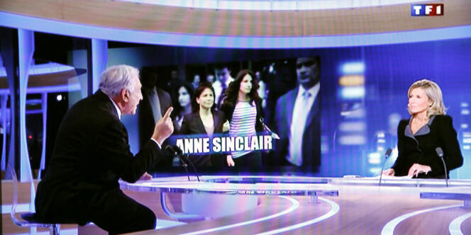 Le 18 septembre 2011, Claire Chazal, amie d'Anne Sinclair, reçoit DSK sur TF1.
