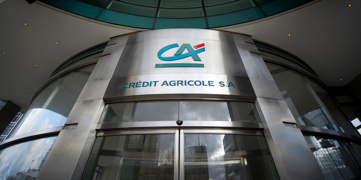 Get Wallpaper Perte Historique Pour Le Credit Agricole En 2012 For Free