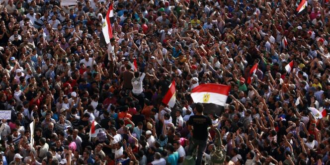 La place Tahrir, après l'annonce de la condamnation d'Hosni Moubarak.
