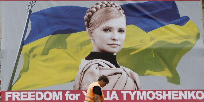 Le Parlement ukrainien a rejeté, jeudi 21 novembre, les six projets de loi visant à permettre à Ioulia Timochenko, emprisonnée, de recevoir un traitement médical a l'étranger.