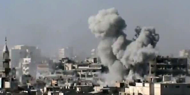 Selon l'OSDH, plus d'un millier de familles sont bloquées à Homs et manquent de tout. 